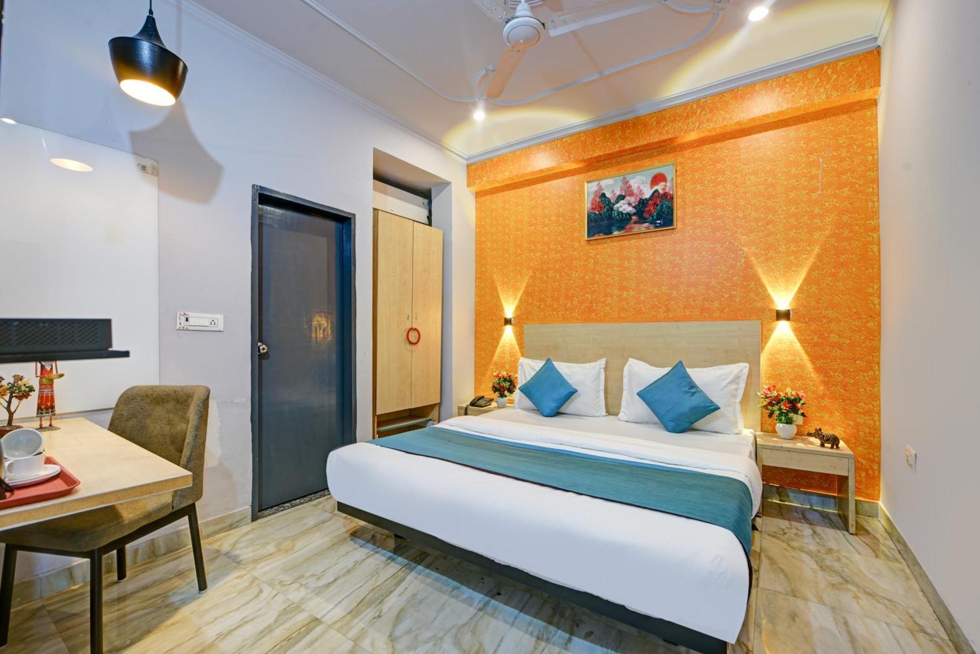 Royal Spark Inn1 - Medicity Gurugram, Near Medanta Hospital Gurgaon Exterior photo