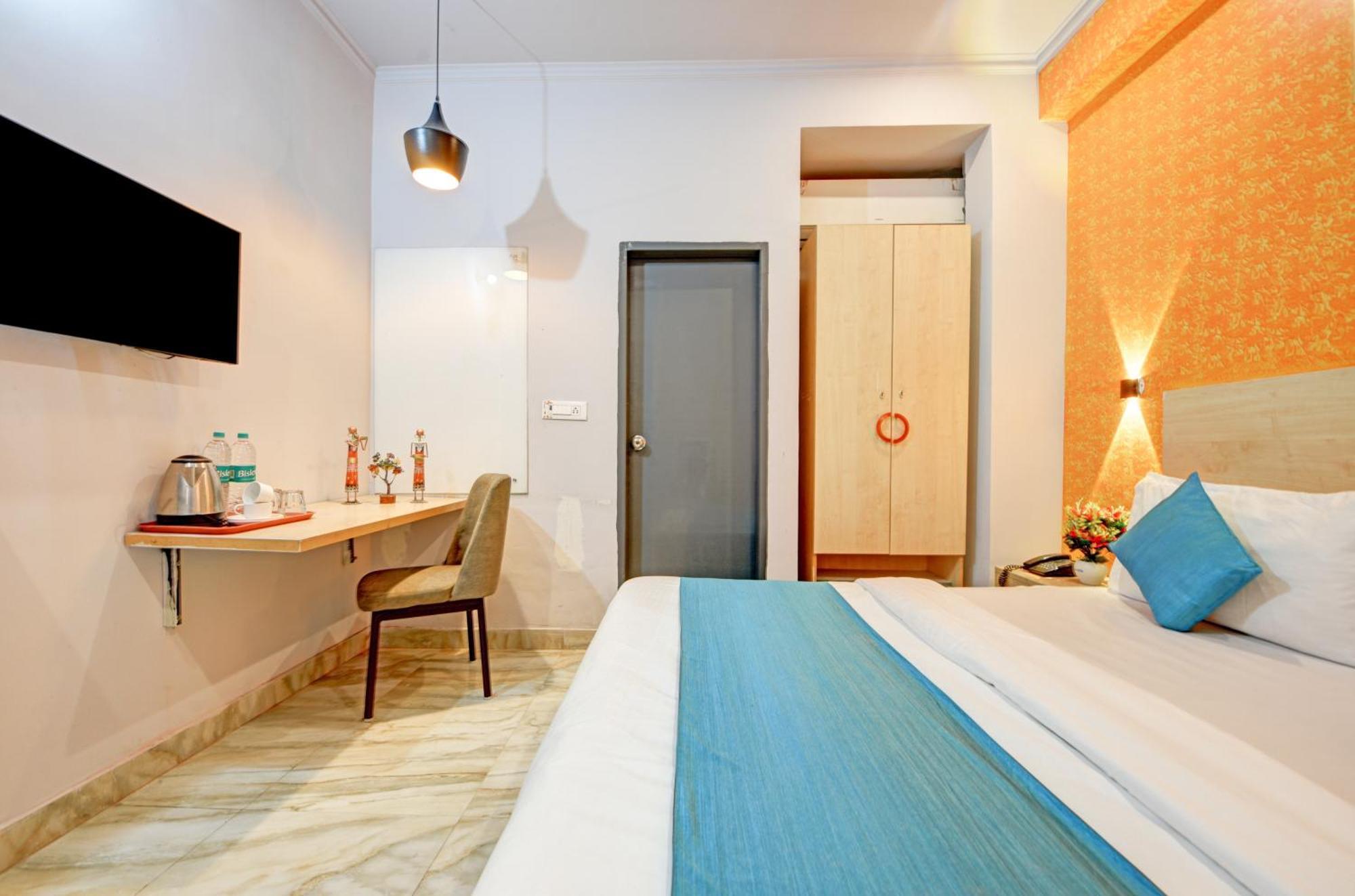 Royal Spark Inn1 - Medicity Gurugram, Near Medanta Hospital Gurgaon Exterior photo