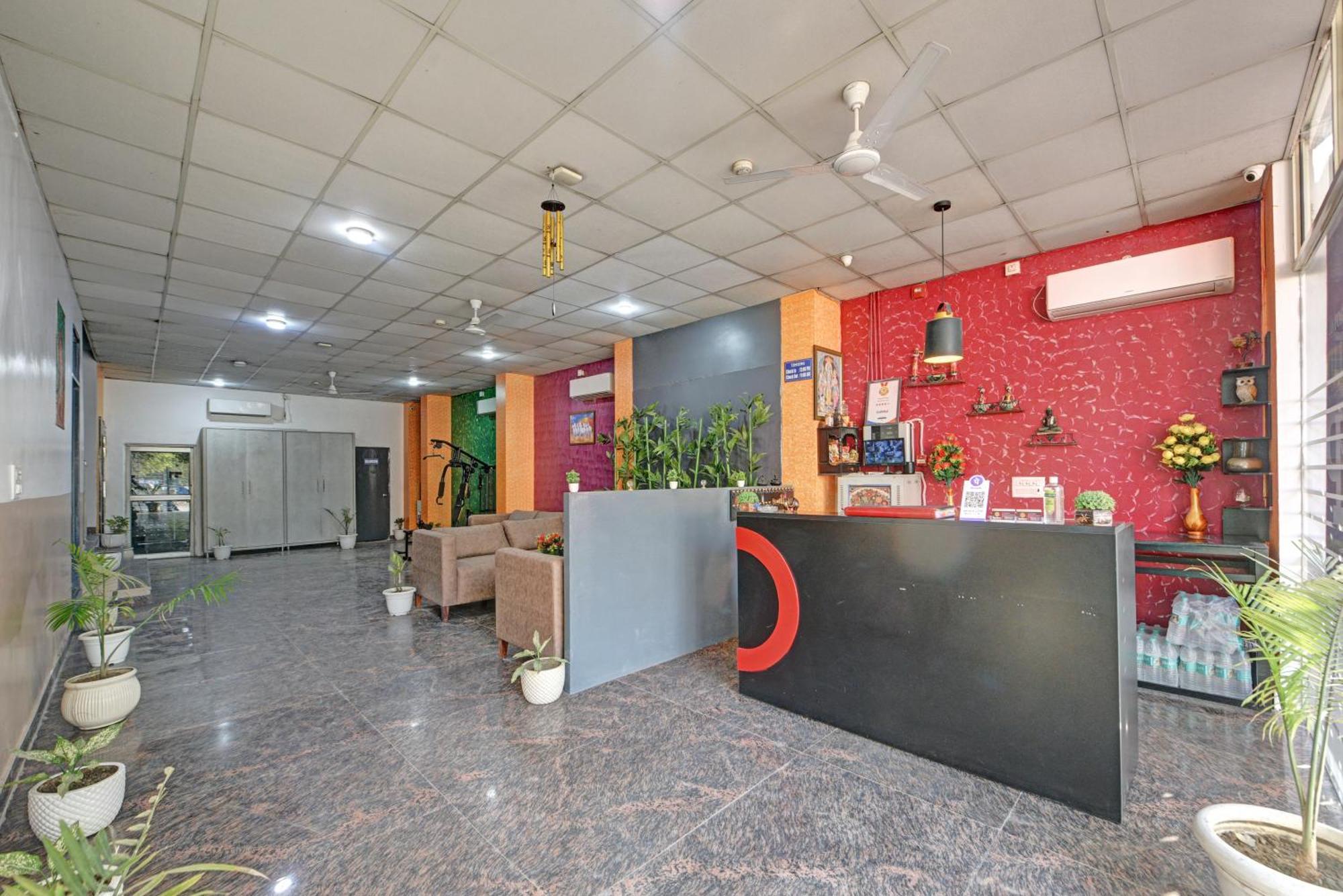 Royal Spark Inn1 - Medicity Gurugram, Near Medanta Hospital Gurgaon Exterior photo
